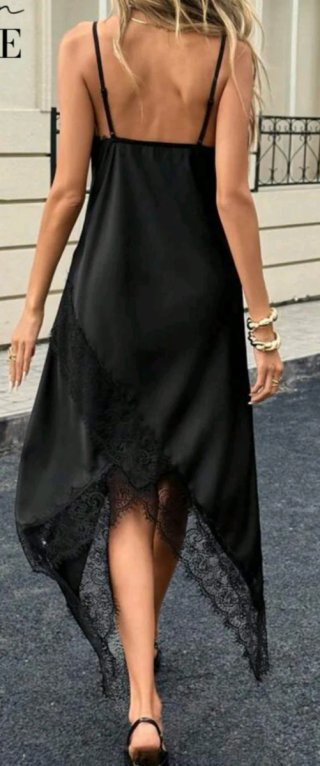 Vestido lencero negro con encaje