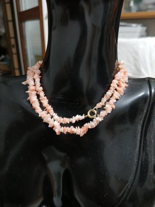 Collana corallo rosa vintage