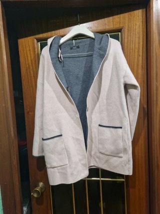 Felpe a righe beige e nere Taglia M