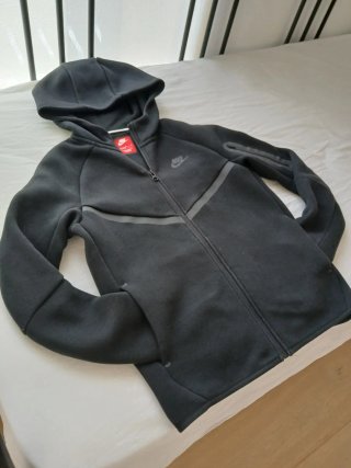 Sudadera Nike Tech Negra