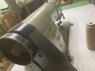 Máquina coser cuero industrial profesional PFAFF.