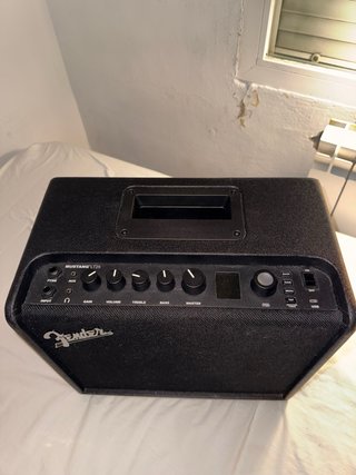 Amplificador Fender Mustang LT 25