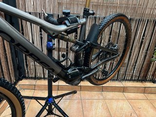 Orbea Rise H10 2022 Talla L. Full kashima.