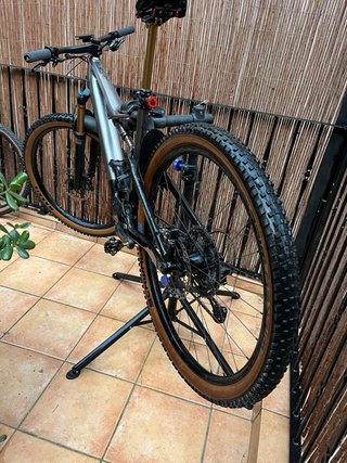 Orbea Rise H10 2022 Talla L. Full kashima.