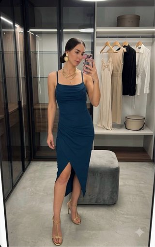 Vestido azul marino para eventos