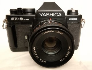 Yashica FX-3 Super 2000 + Objetivo 50mm