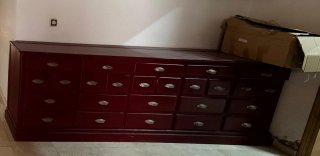 Muebles de farmacia antiguos