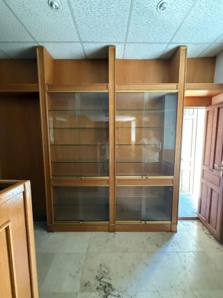 Muebles de farmacia antiguos