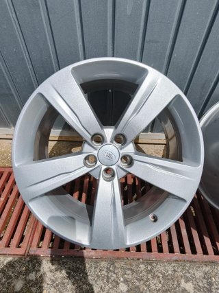 Llantas RANGE ROVER VELAR