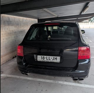 Porsche Cayenne 2003