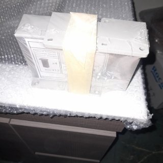Mueble de baño lavabo y espejo nuevo