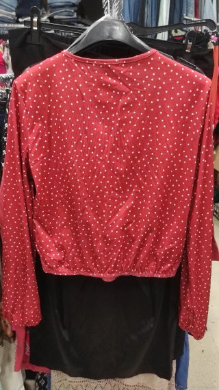 Blusa cruzada lunares roja Ardene Talla S