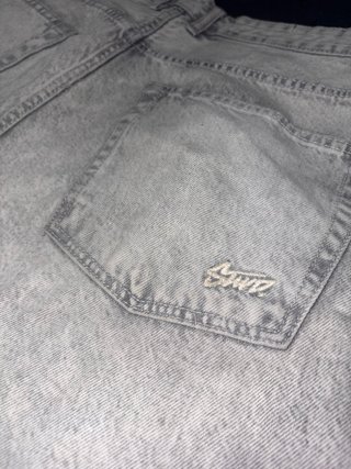 Pantalón corto STWD gris
