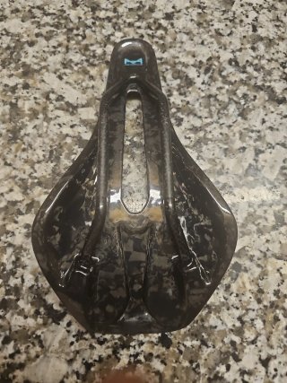 Sillín carbono ryet