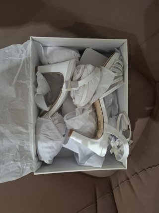 Tacones de Novia Menbur Plata y Blanco