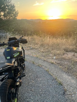 BMW G 310 GS Adventure Negra y Amarilla