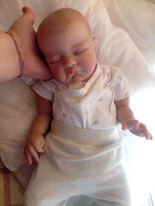 Bebé Reborn Personalizada con Peso y caída de cabe