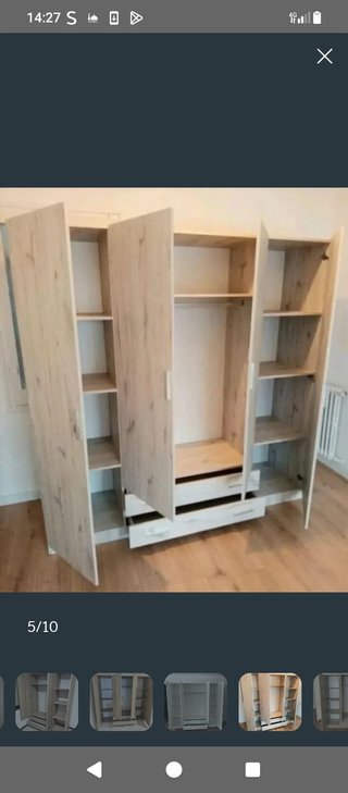 Camas, Armarios, sofás, mesitas, cómodas, Almohada
