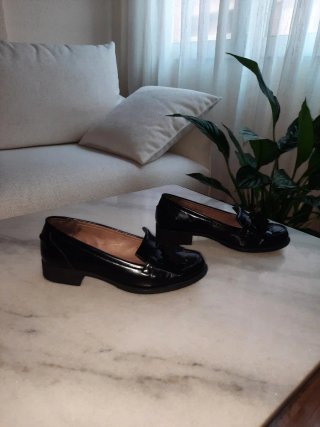 Mocasines Wonders negros piel