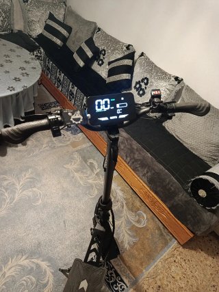 OFERTON patinete eléctrico OOTD en muy buen estado