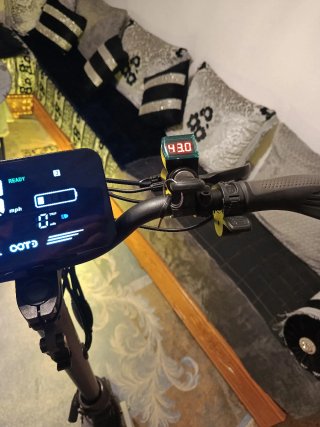OFERTON patinete eléctrico OOTD en muy buen estado