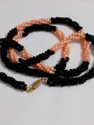 Collana lunga corallo e onice