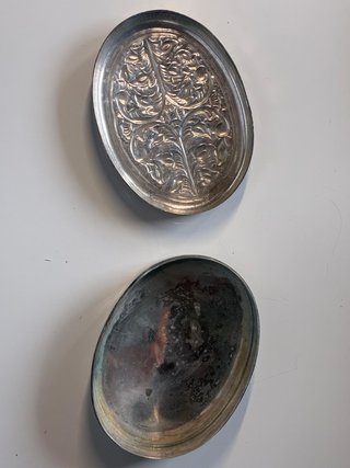 Joyero Antiguo Ovalado Repujado