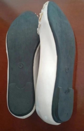Zapatos HUBU blancos sin estrenar
