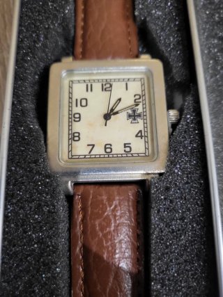 Orologio Tedesco Quadrato Pelle Marrone