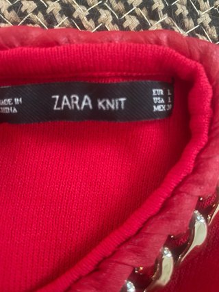 Top Zara Rojo Cadena Dorada