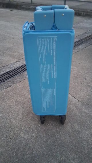 Cuna de viaje plegable azul