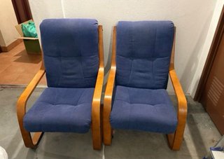 Poltrone in legno blu