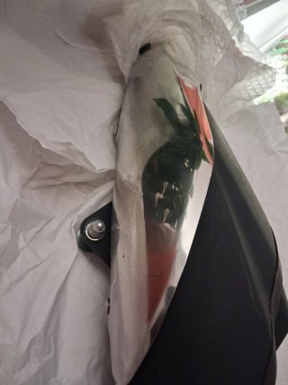 Tubo de escape Suzuki Gladius