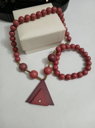 Collana vintage  anni '80 sfere acrilico