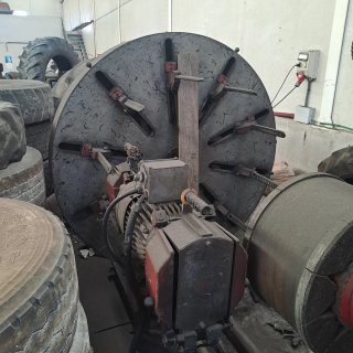 Máquina Recauchutadora Camión