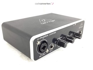 tarjeta sonido behringer u-phoria umc22
