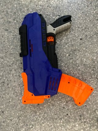 Pistola Nerf Fortnite Amarilla