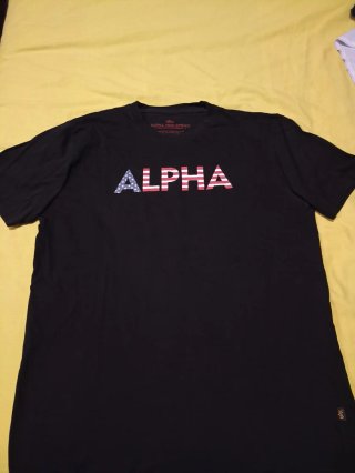 Camiseta Alpha Industries Negra Bandera USA