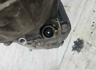 6392701100 caja mercedes-benz viano (639) 1341945
