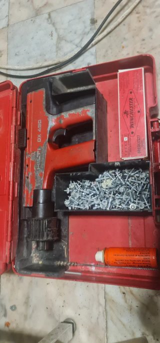 Pistola Hilti DX 450- VENTA  O CAMBIO
