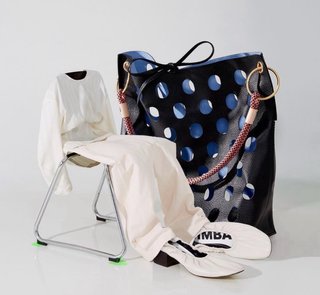 Bolso shopper troquelado azul marino - ByL