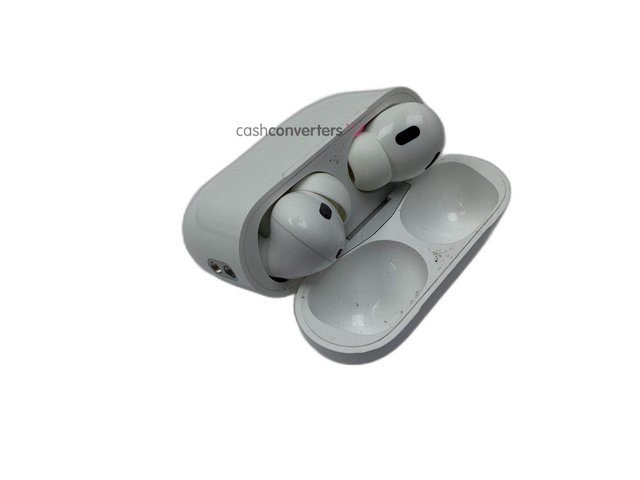 in-ear apple airpods pro