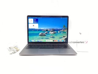 portatil apple apple macbook air m1 8-core 3.2/7 13 (2020) (a2337)