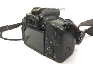 camara digital reflex canon eos 77d