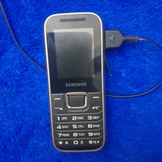 Móvil Samsung Negro