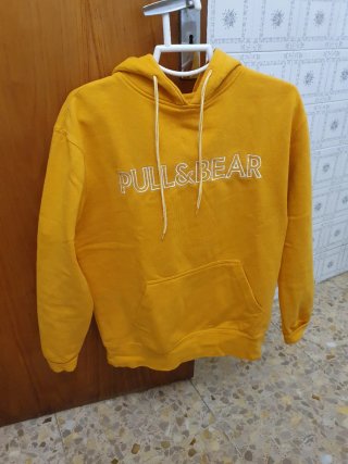 Sudadera Pull&Bear amarilla talla S