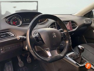 Peugeot 308 5p Style PureTech 130 S&S 6 Vel. MAN