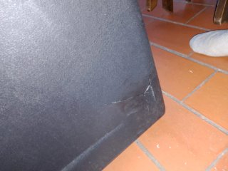 Caja de almacenamiento gris de plástico