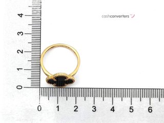 anillo oro 18k con piedra con onix