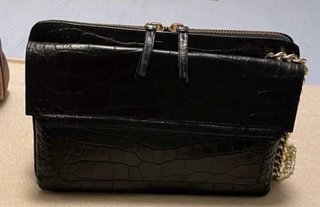 Bolso bandolera piel coco de Zara
